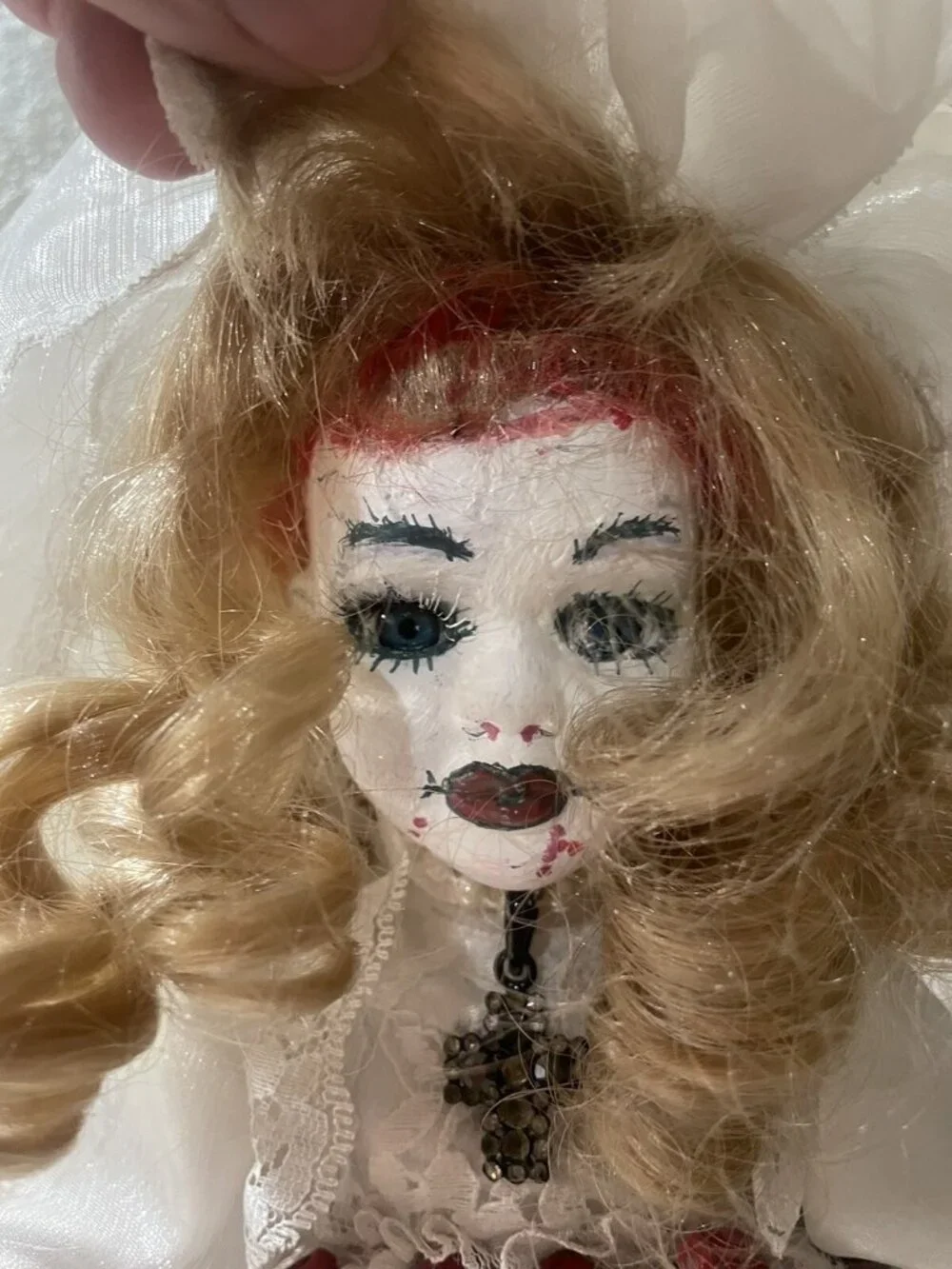 Bride PORCELAIN HORROR DOLL HAUNTED HANDPAINTED SPOOKY GHOSTLY EERIE UNEARTHLY